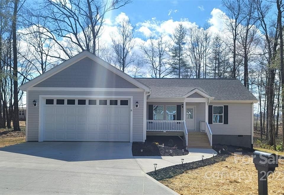 1st image of 18 Northwoods Ct