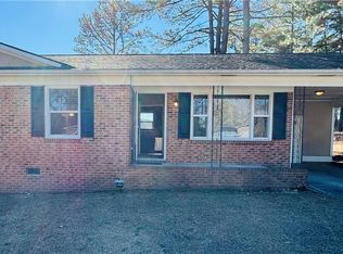 1177 Andrews Rd, Fayetteville, NC 28311