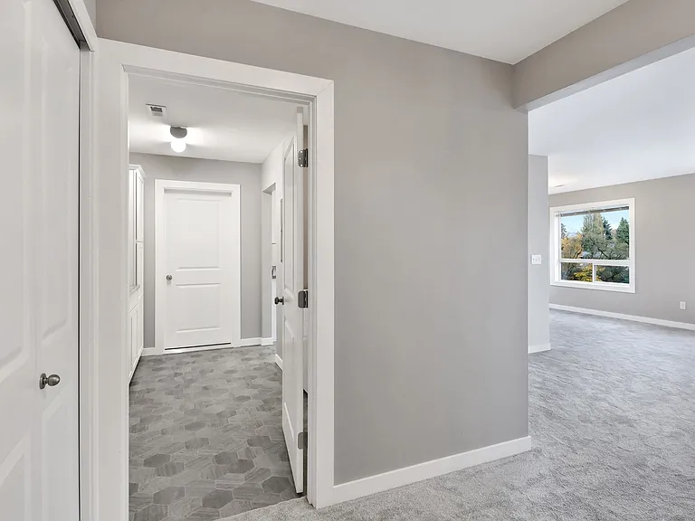 521 Main Pl — Photo 10