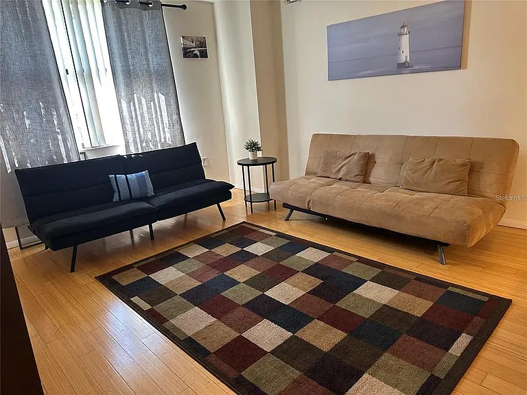 701 S Madison Ave #410 — Photo 8