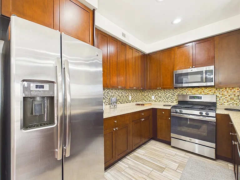 70 Endicott St #106 — Photo 3