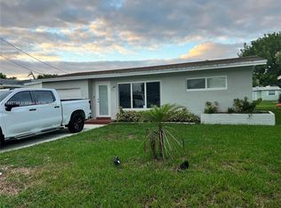 6861 NW 28th St, Sunrise, FL 33313