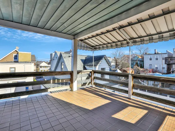 215 N 7th Ave #2, Mount Vernon, NY 10550