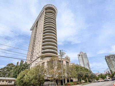 2881 Peachtree Rd NE APT 1205, Atlanta, GA, 30305