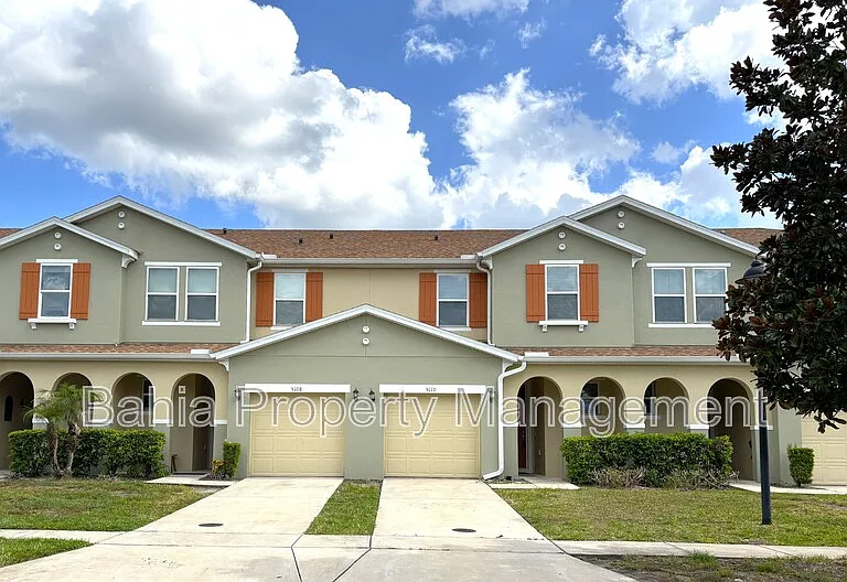 5110 Adelaide Dr — Photo 1