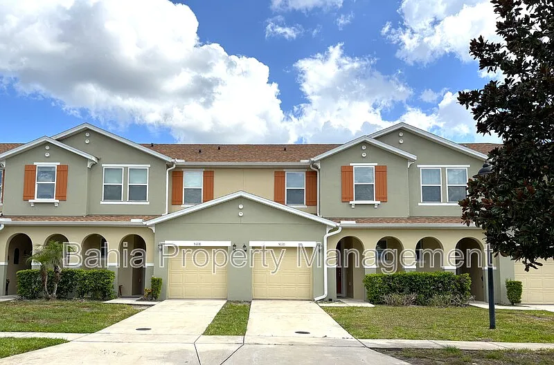5110 Adelaide Dr
