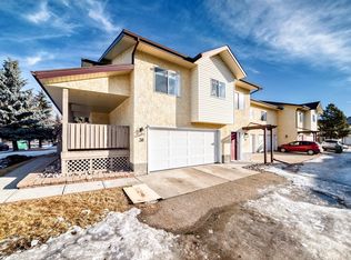 Charlton Place, Edmonton, AB T6K 4C7