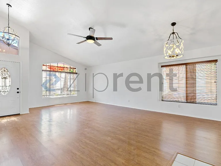 187 Kachina Dr — Photo 4