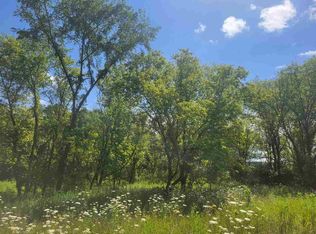 N4514 Cardinal Ln, New London, WI 54961