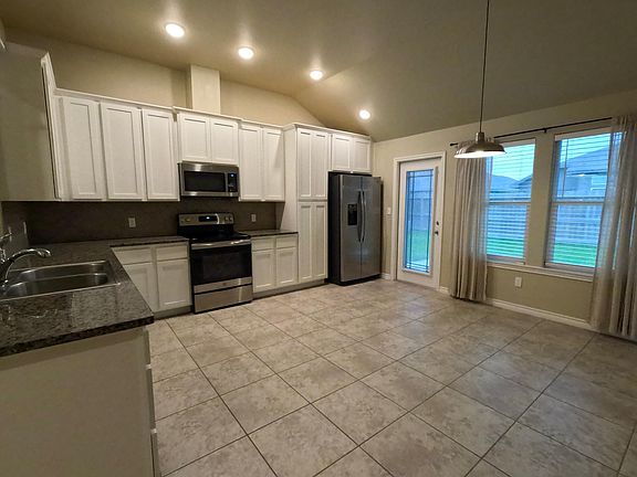 5th image of 7745 Corral Dr
