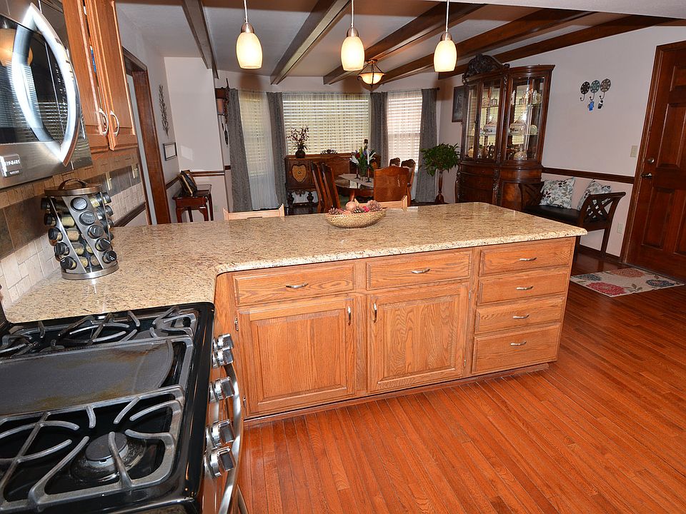 1st image of 50 Palm Springs Dr