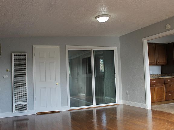 2nd image of 108 Riverview Dr