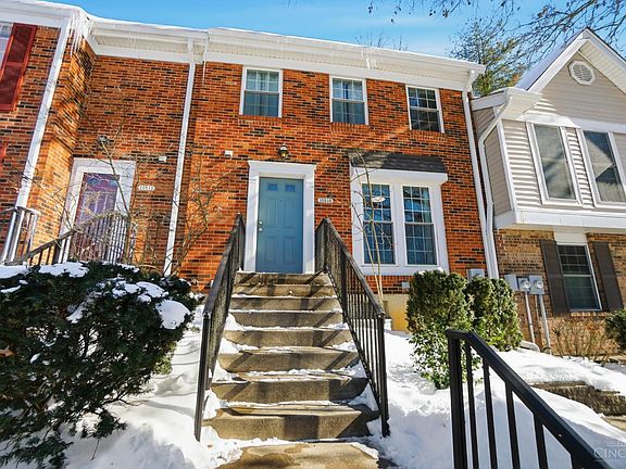 2nd image of 10810 Lakehurst Ct #110