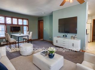 1117 2nd Ave S APT 2, Fargo, ND 58103