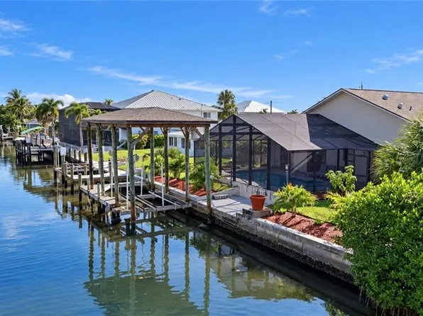 323 Washington CT, FORT MYERS BEACH, FL 33931