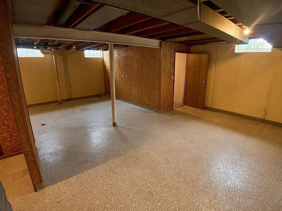 13037 Champaign Ave, photo 27