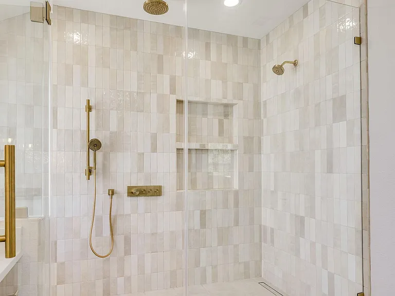210 S Meadowlark St — Photo 24