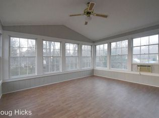 9227 Robert Frost Ln, Charlotte, NC 28213