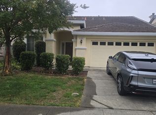 79 S Newport Dr, Napa, CA 94559