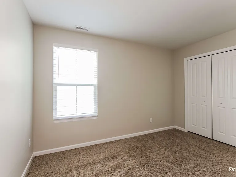 1639 Hooper Ct — Photo 11