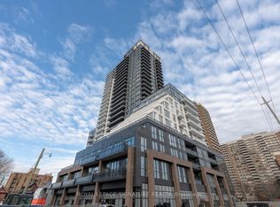 286 Main St #910, Toronto, ON M4C 0B3