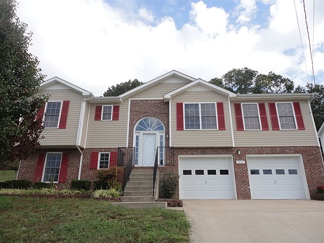 1st image of 1027 Hedge Apple Dr