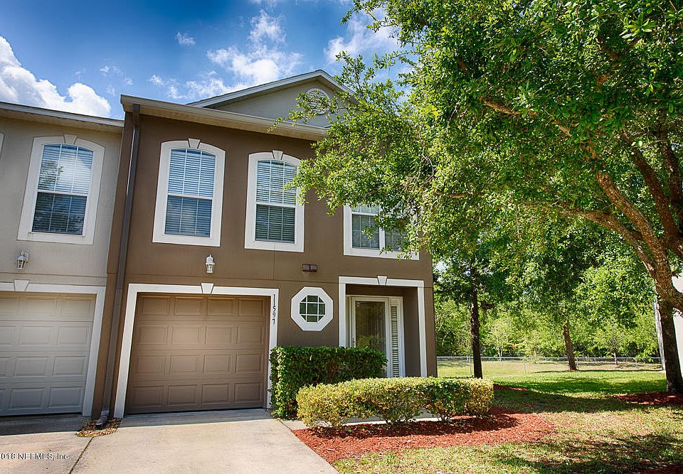 1st image of 11597 Hickory Oak Dr