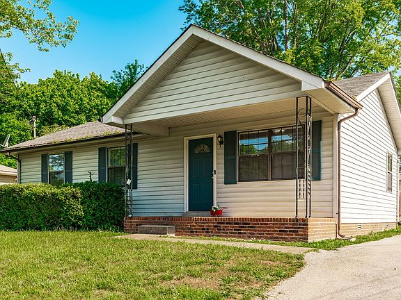 3rd image of 215 Al Oerter Dr