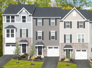 64 Hewstone Ct, Morgantown, WV 26501