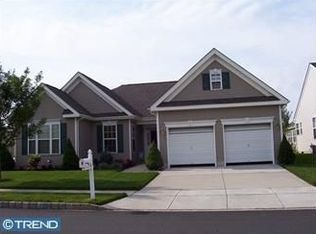 8 Shelly St, Sicklerville, NJ 08081