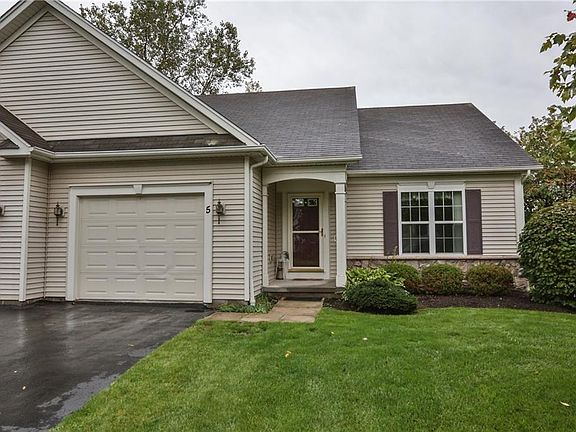 2nd image of 5 Watson Hill Ln