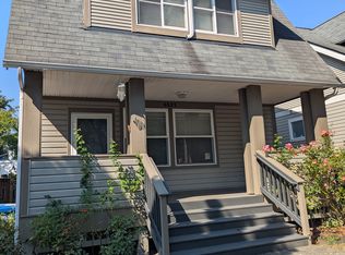 6521 29th Ave S, Seattle, WA 98108