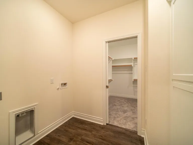 8507 Christie Ln — Photo 9