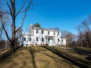2 Old Primrose Hill Rd, Rhinebeck, NY 12572