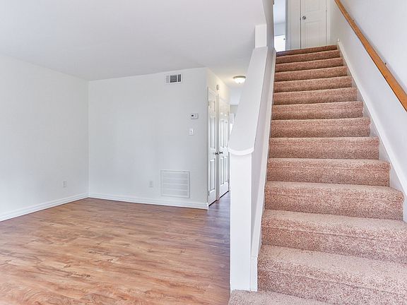 3rd image of 445 11th Ave NE #35-F