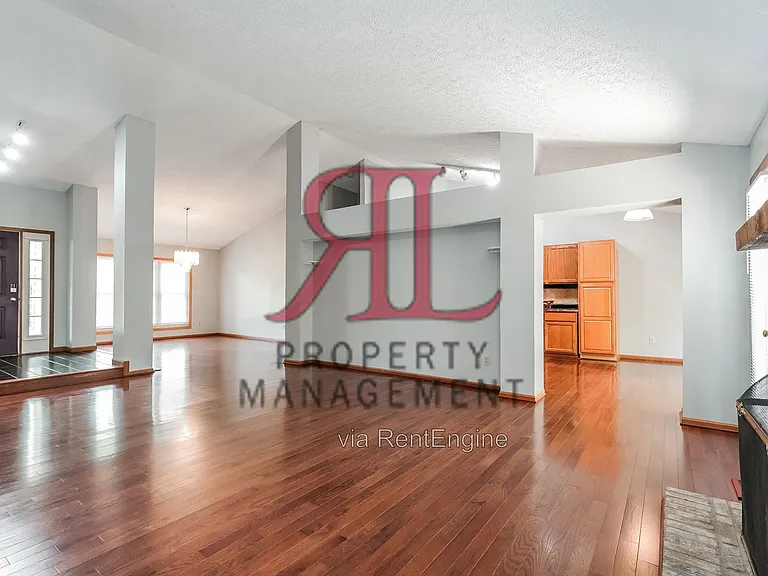 5684 Wilcox Rd — Photo 3