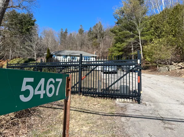 5467 Cedar Springs Rd E, Burlington, ON L7P 0C2