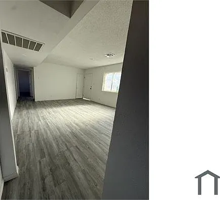 3 bed, 1300 sqft, $1,700 — Photo 2