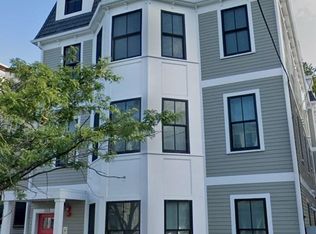 213 E Eagle St #4, Boston, MA 02128