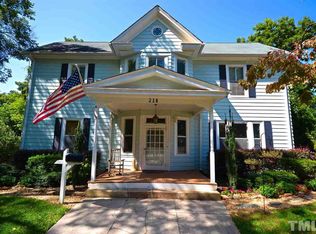 218 S Main St, Wake Forest, NC 27587