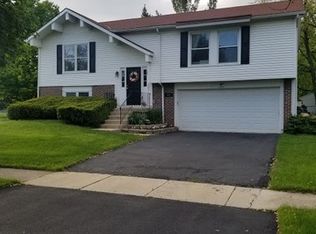 147 Tilden Ln, Bolingbrook, IL 60440