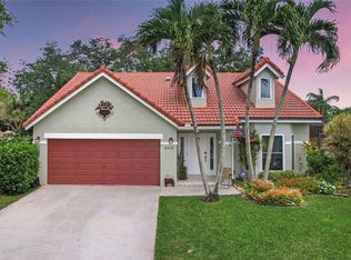 5910 NW 65th Ct, Parkland, FL 33067