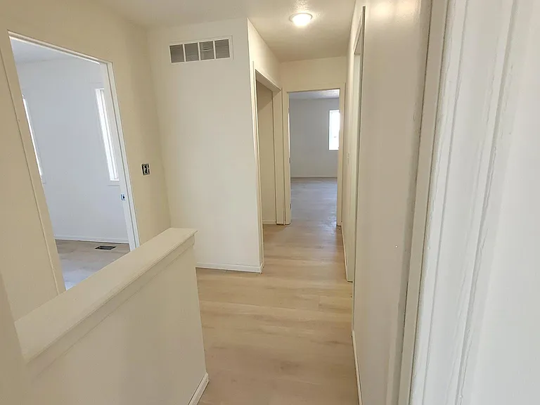 20 Westhaven Dr — Photo 24