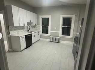 1068 Broad St, Meriden, CT 06450