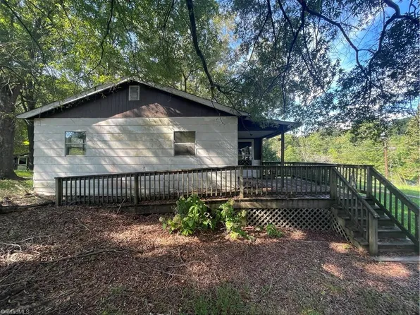 205 Cicero Trl, Eden, NC 27288