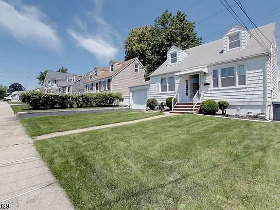 2nd image of 86 Noel Dr