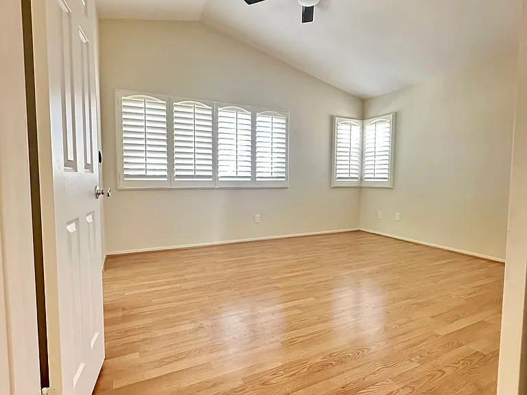 11875 Landbreeze Way — Photo 21