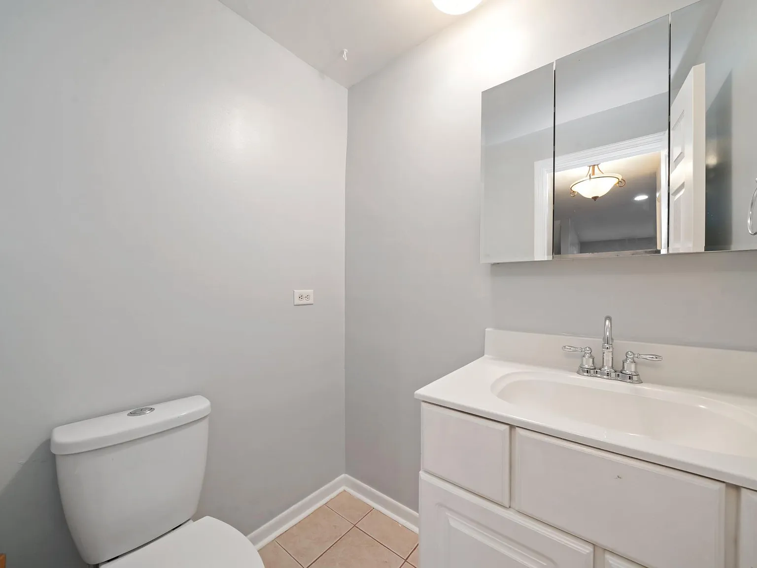 3 bed, 2.5 bath, $2,500 — Photo 4