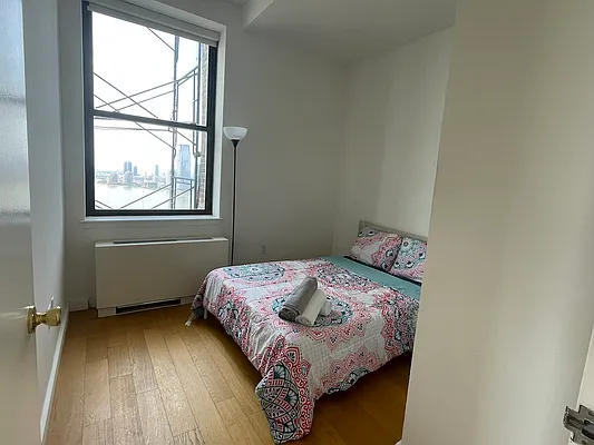 Rented by The Moinian Group | media 18