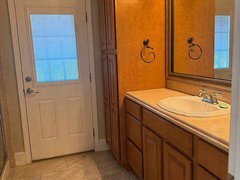 2142 Prestwick Dr — Photo 19
